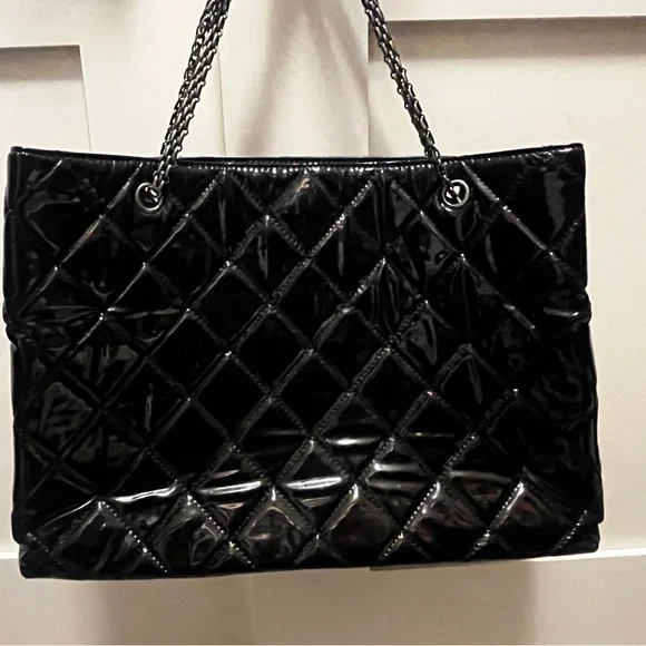Chanel tote - Picture 7 of 10
